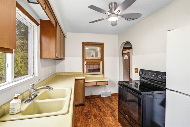 2404 Willis Avenue, Eau Claire, WI 54703