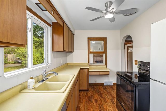 2404 Willis Avenue, Eau Claire, WI 54703
