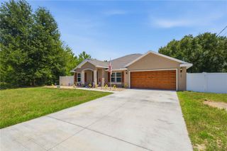 162 GUAVA TERRACE, Ocklawaha, FL 32179