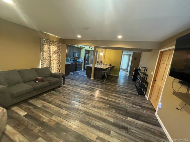 2706 Route 6, Slate Hill, NY 10973