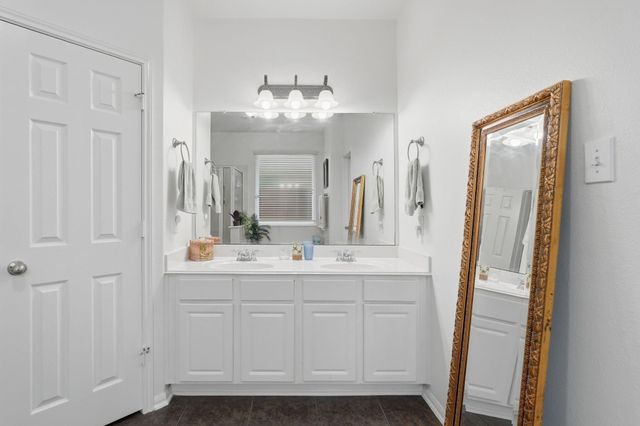 12915 Palm Leaf Court, Houston, TX 77044