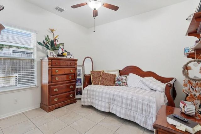 12915 Palm Leaf Court, Houston, TX 77044