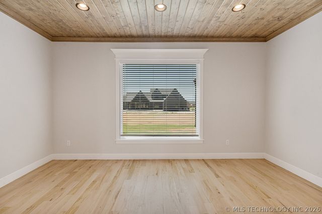 16412 S 1st East Court, Glenpool, OK 74033