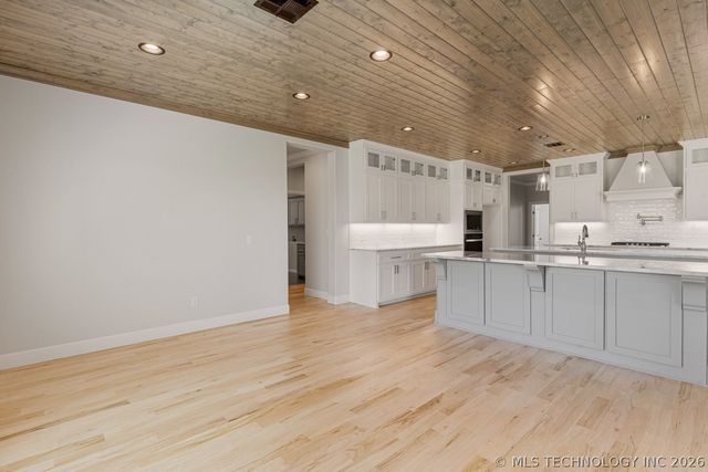 16412 S 1st East Court, Glenpool, OK 74033