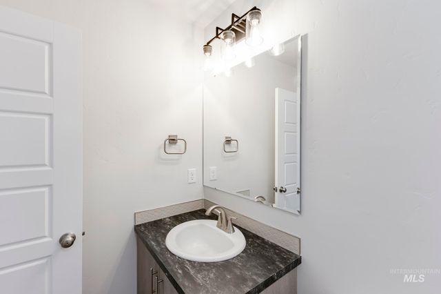 3089 E Mossy Creek Dr, Kuna, ID 83634