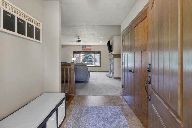 N1903 SWANEE CIRCLE, Greenville, WI 54942