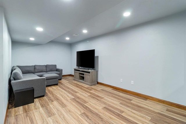 N1903 SWANEE CIRCLE, Greenville, WI 54942