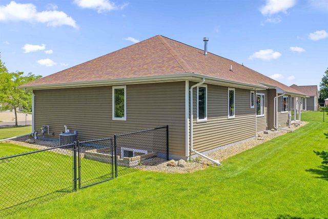 N1903 SWANEE CIRCLE, Greenville, WI 54942