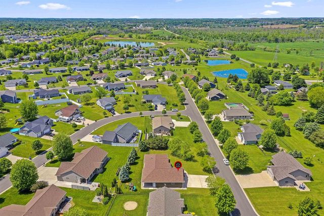 N1903 SWANEE CIRCLE, Greenville, WI 54942