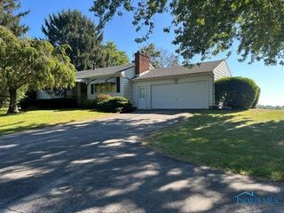 13380 Klopfenstein Road, Bowling Green, OH 43402