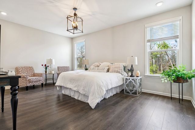 549 Montrose Dr, Mount Juliet, TN 37122