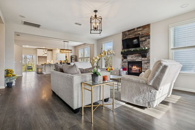 549 Montrose Dr, Mount Juliet, TN 37122