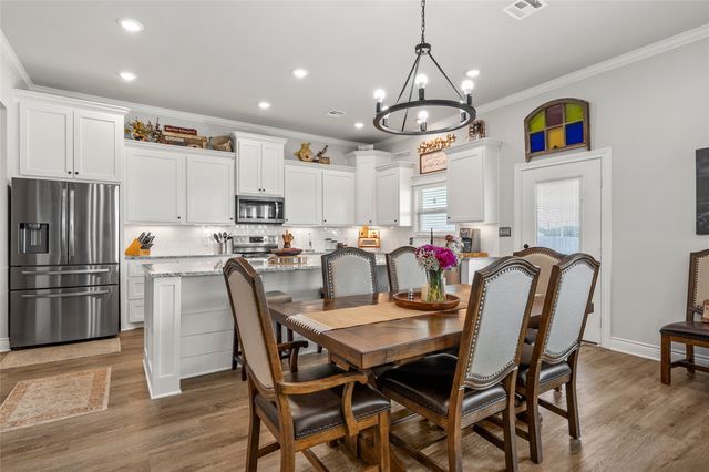 330 Daisy Lane, Robinson, TX 76706