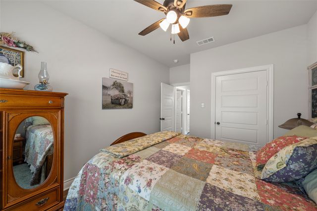 330 Daisy Lane, Robinson, TX 76706