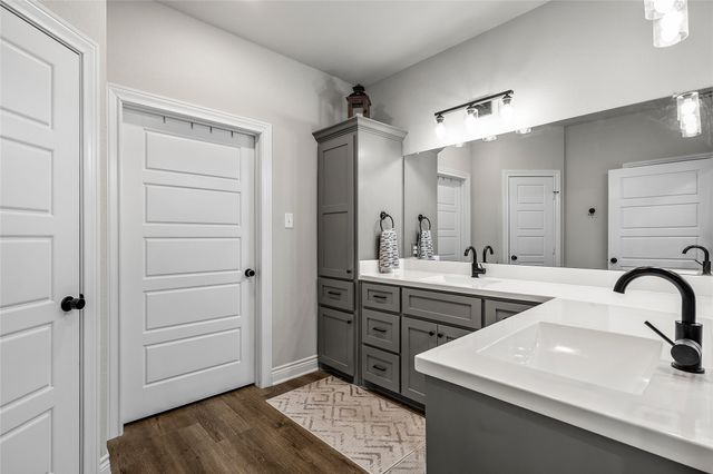 330 Daisy Lane, Robinson, TX 76706
