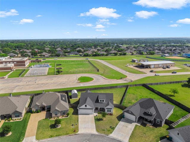 330 Daisy Lane, Robinson, TX 76706