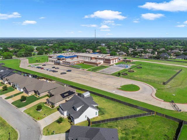 330 Daisy Lane, Robinson, TX 76706