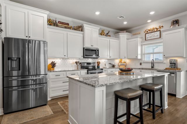 330 Daisy Lane, Robinson, TX 76706