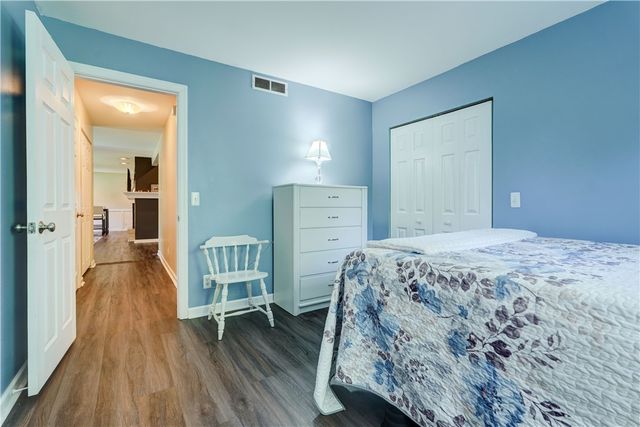 17 Hilltop Drive, Pittsford, NY 14534