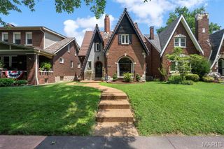 5843 Itaska Street, St Louis, MO 63109