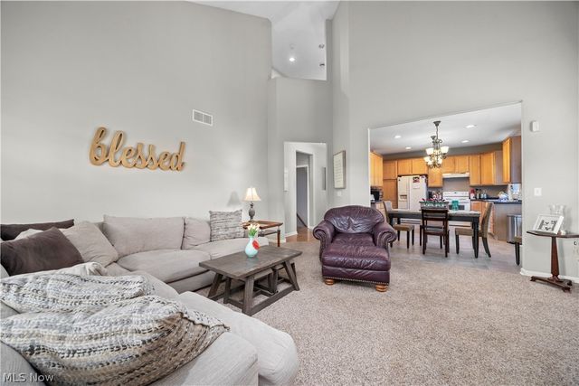 652 Lakeside Drive, Avon Lake, OH 44012