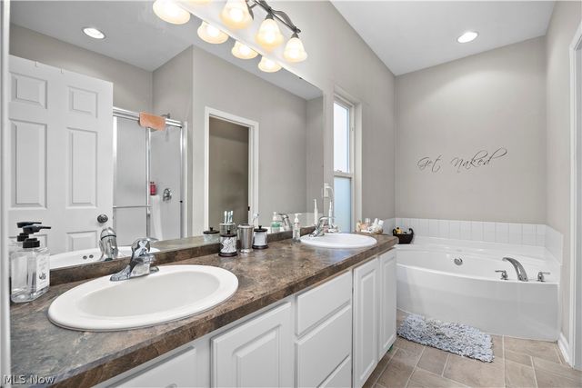 652 Lakeside Drive, Avon Lake, OH 44012