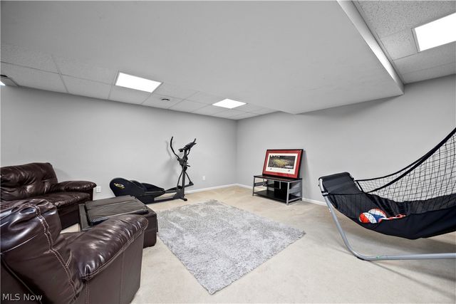 652 Lakeside Drive, Avon Lake, OH 44012