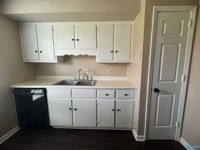 2609 Wynterhall Road 4, Huntsville, AL 35803