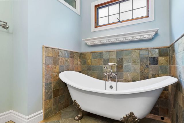 60 Timber Ridge Court, York Twp, MI 48160