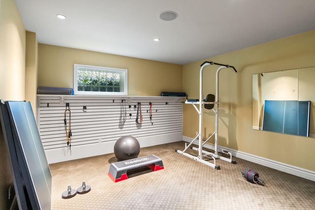 60 Timber Ridge Court, York Twp, MI 48160