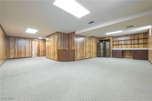 20868 Parkwood Lane, Strongsville, OH 44149