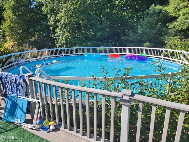 20868 Parkwood Lane, Strongsville, OH 44149