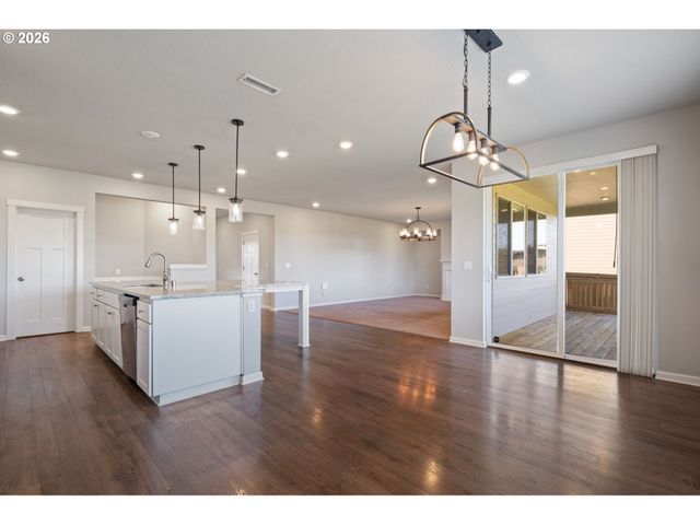 4140 S KENNEDY Dr, Ridgefield, WA 98642