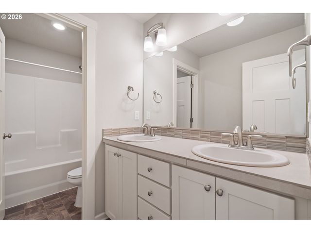 4140 S KENNEDY Dr, Ridgefield, WA 98642