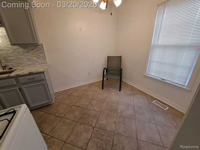 37025 Brynford Drive, Clinton Township, MI 48036