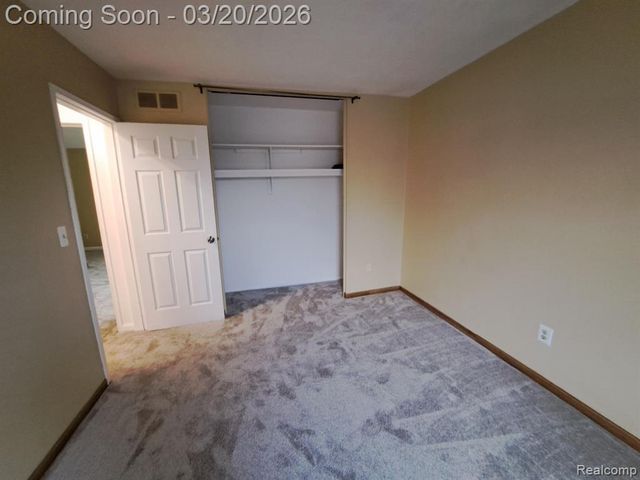 37025 Brynford Drive, Clinton Township, MI 48036