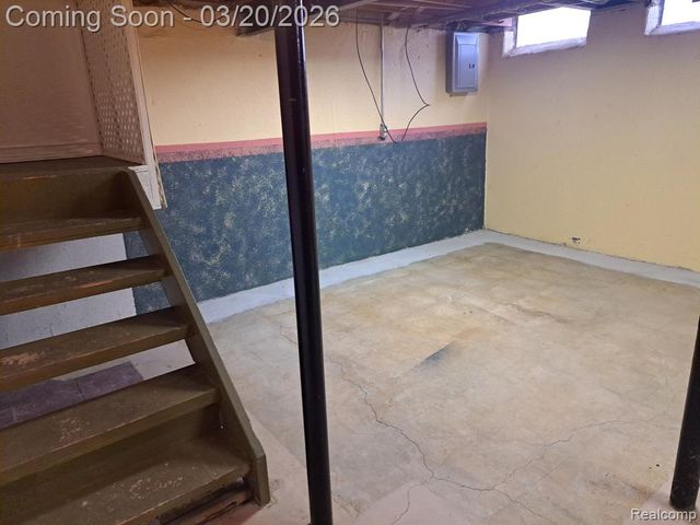 37025 Brynford Drive, Clinton Township, MI 48036