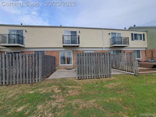 37025 Brynford Drive, Clinton Township, MI 48036