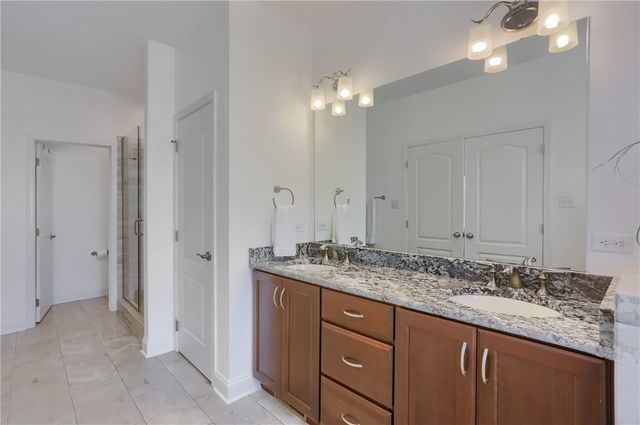 1653 Blackburn Heights Dr, Sewickley, PA 15143