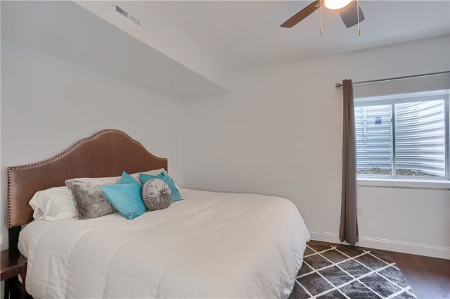 1653 Blackburn Heights Dr, Sewickley, PA 15143