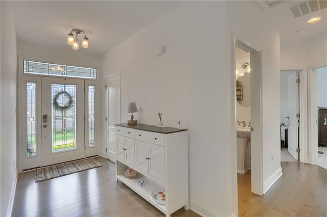 1653 Blackburn Heights Dr, Sewickley, PA 15143