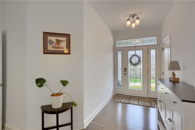 1653 Blackburn Heights Dr, Sewickley, PA 15143