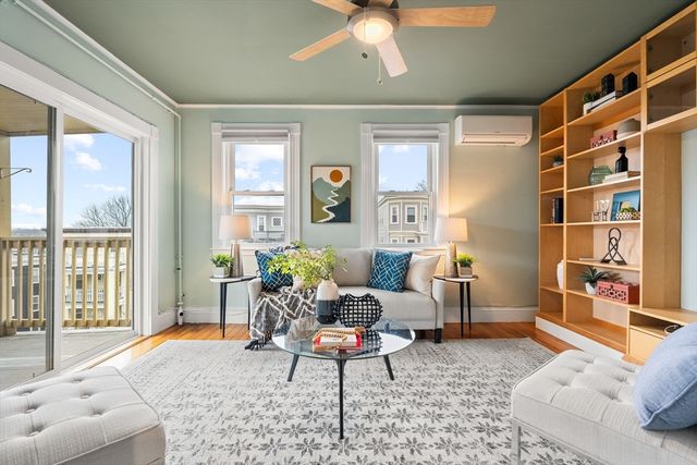 97 Montebello Road 6, Boston, MA 02130