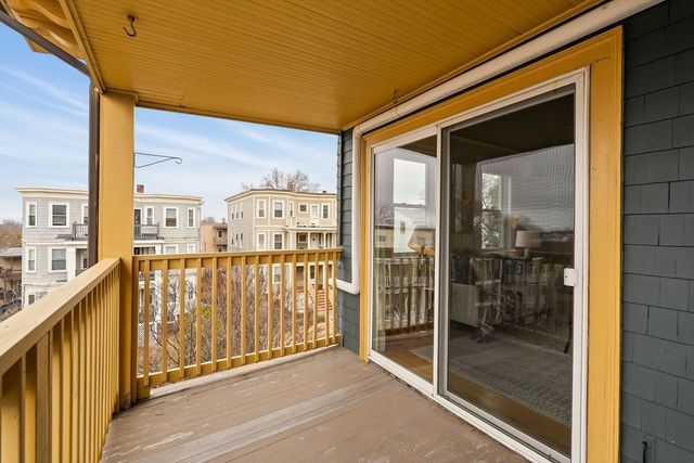 97 Montebello Road 6, Boston, MA 02130