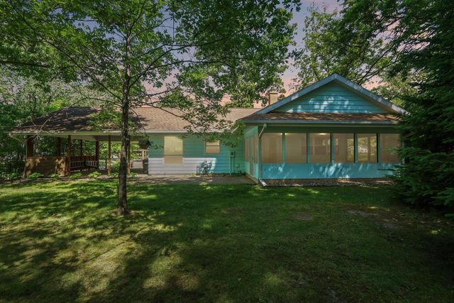 6633 E Wood Circle, Middleton, WI 53562