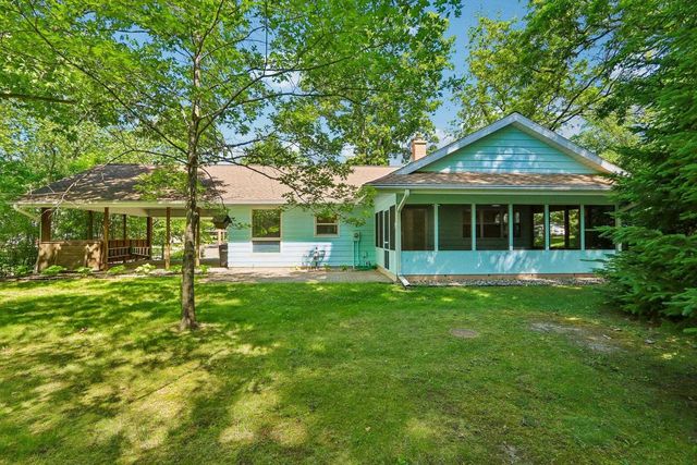 6633 E Wood Circle, Middleton, WI 53562