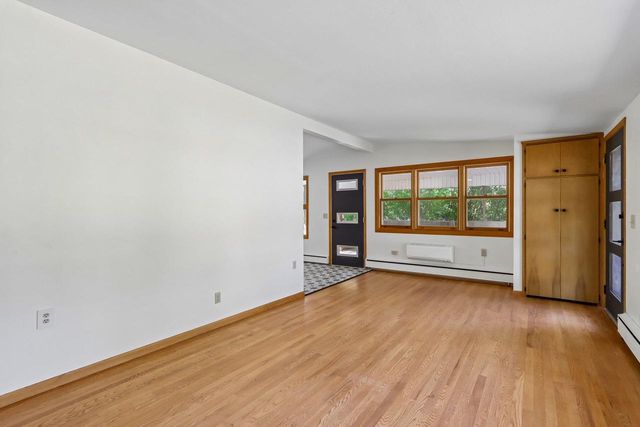6633 E Wood Circle, Middleton, WI 53562