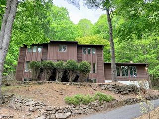 828 Star View Way, Bridgewater Twp., NJ 08807