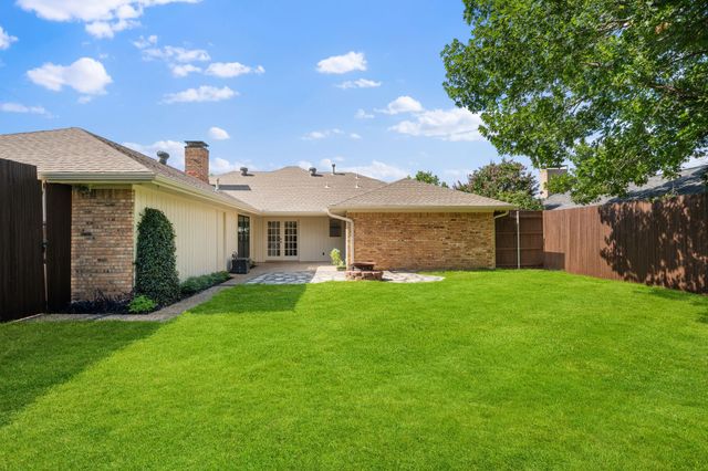 2610 Ridge Oak Place, Garland, TX 75044