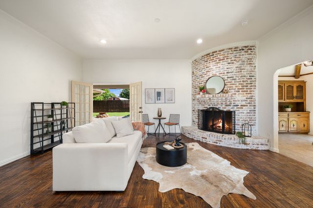 2610 Ridge Oak Place, Garland, TX 75044